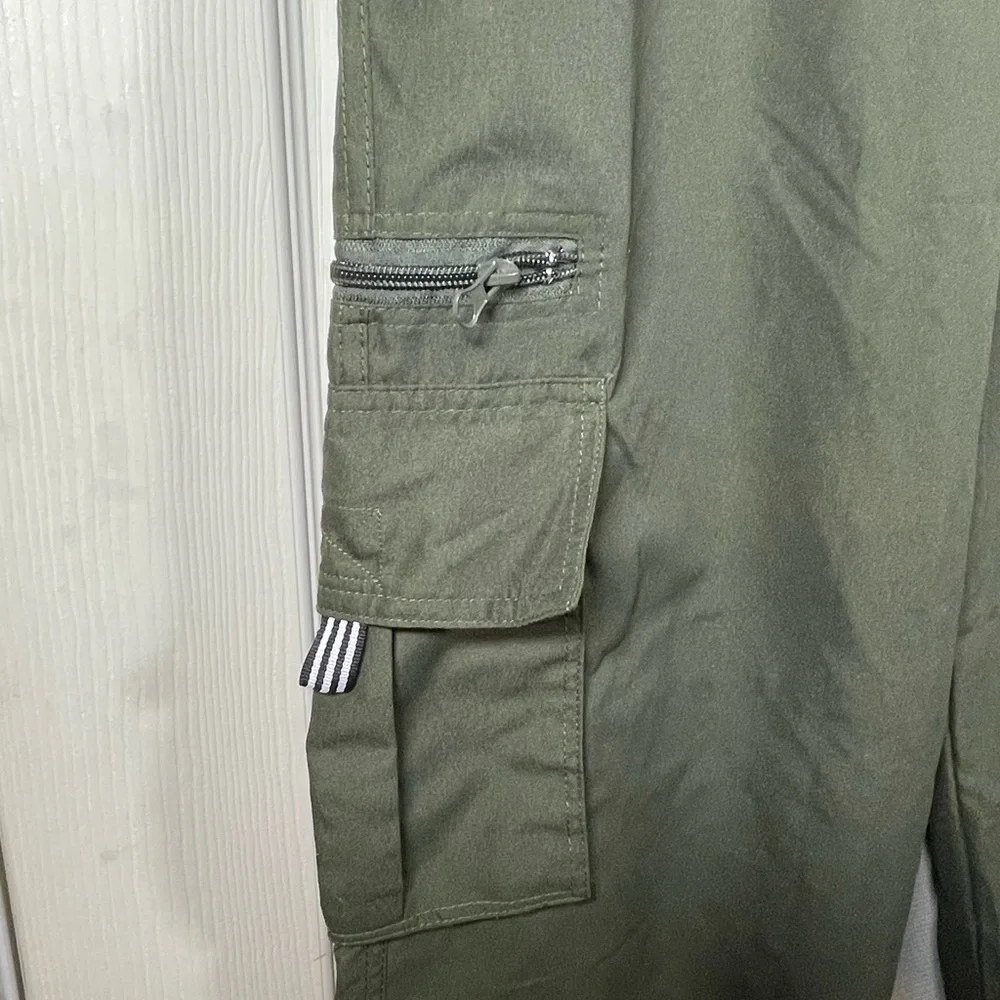 Men's‎ Olive Cargo Pants - Picture 3 of 7